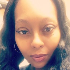 Meet your Posher, Laslashundra